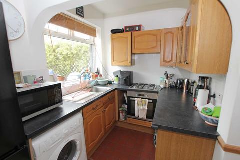 2 bedroom terraced house for sale - Summerdown Road, Eastbourne, BN20 8DS