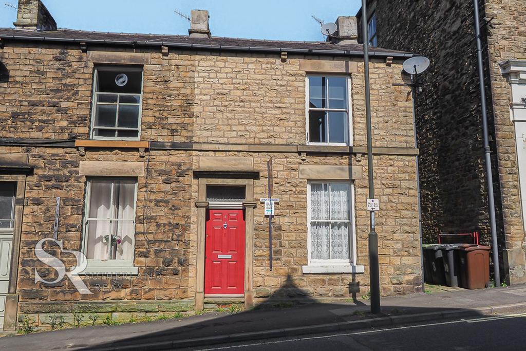 Market Street, New Mills, SK22 2 bed end of terrace house for sale £