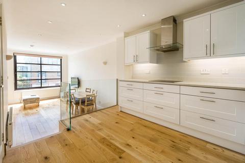 30 Plover Way, London, SE16 7TT
