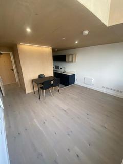 2 bedroom apartment to rent - Sky Gardens, Castlefield