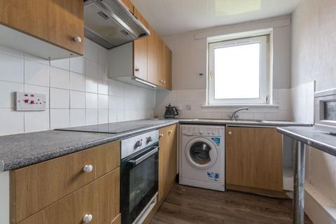 undefined, 0682L – West Pilton Green, Edinburgh, EH4 4HT
