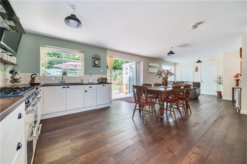 Testlands Avenue, Nursling, Southampton, Hampshire 5 bed detached