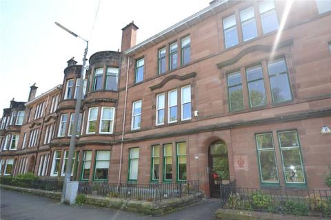 3 bedroom flat to rent, Fotheringay Road, Glasgow, Glasgow City, G41