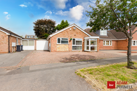 2 bedroom detached bungalow for sale, Balliol Road, Burbage, Leicestershire