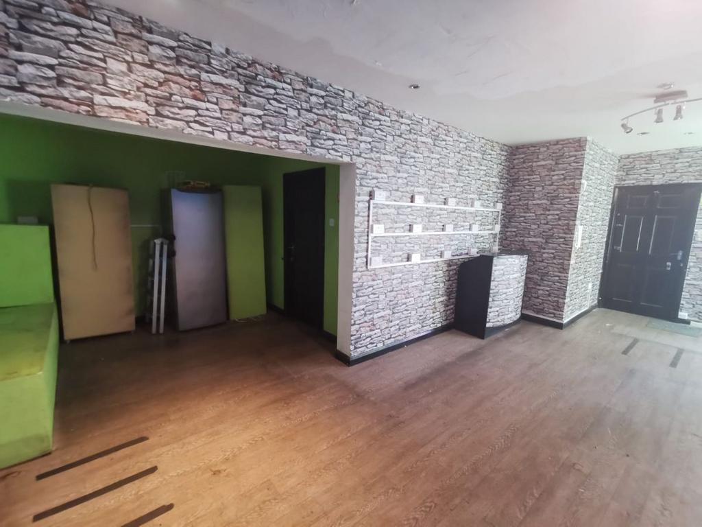 Two Ball Lonnen, Newcastle upon Tyne Shop £1,000 pcm (£231 pw) Two Ball Lonnen, Newcastle upon Tyne Shop £1,000 pcm (£231 pw)