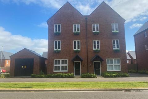 4 bedroom townhouse for sale - Upper Heyford,  Oxfordshire,  OX25