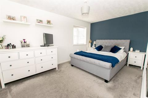 23 Graphic Close, Dunstable, LU6 3EL