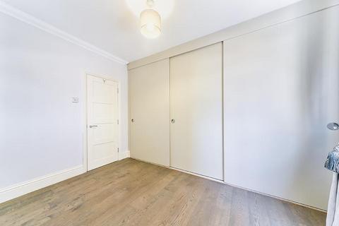 2 bedroom flat to rent, Broadway mansions , Effie Road, LONDON, SW6
