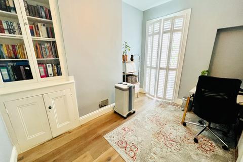 158 Ancona Road, London, SE18 1AB