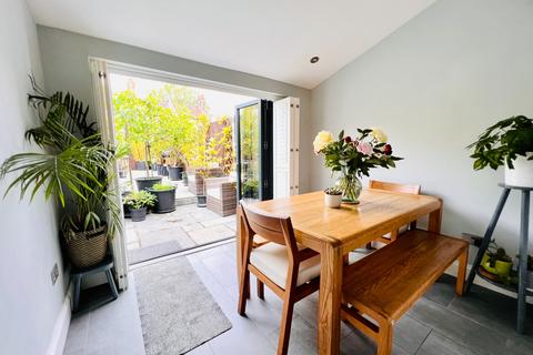 158 Ancona Road, London, SE18 1AB