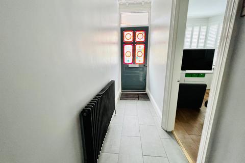 158 Ancona Road, London, SE18 1AB