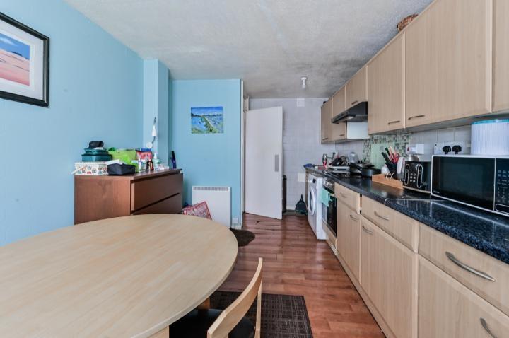 Chpk3778672 large-14-06 jpg