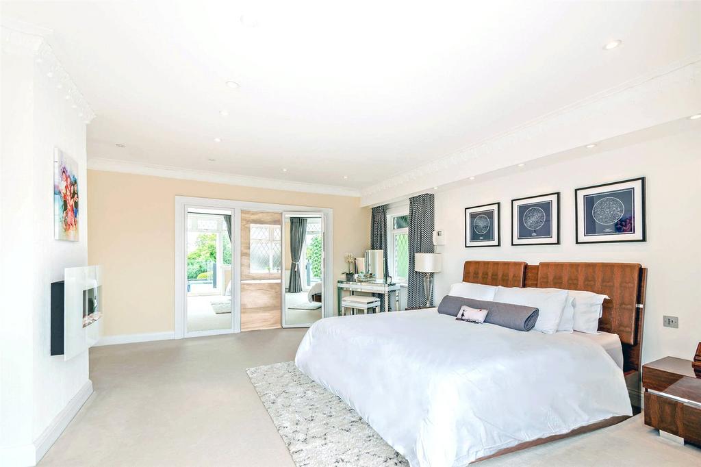 Principal Bedroom