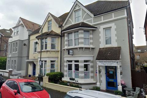 5 bedroom semi-detached house for sale, Bexhill, Close to Seafront