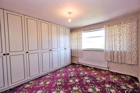 3 bedroom detached house for sale - Sealand Drive, Eccles, M30