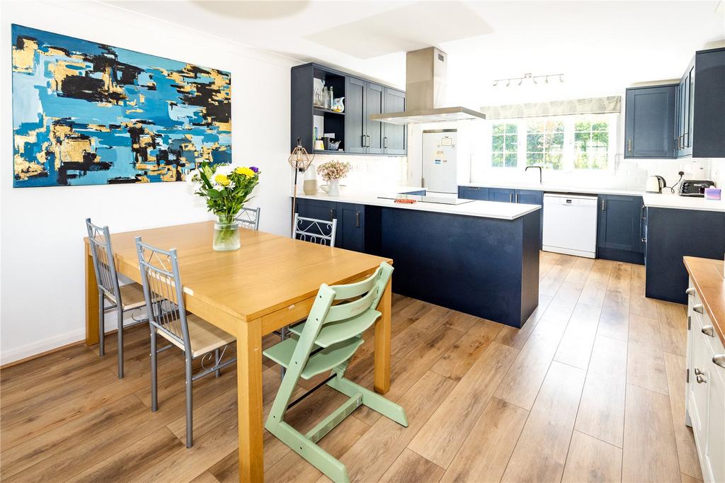 Kitchen/Breakfast