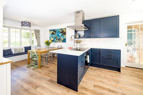 Ridge House Bittles Green, Motcombe, Shaftesbury, SP7 9NX