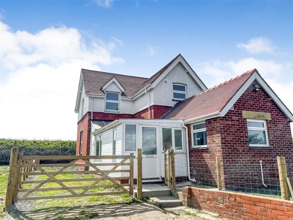 Sandilands Road, Tywyn, Gwynedd, LL36 2 bed detached house for sale £