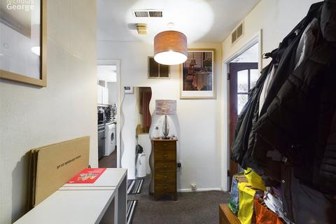 2 bedroom apartment for sale - Leasow Drive, Edgbaston, Birmingham, B15