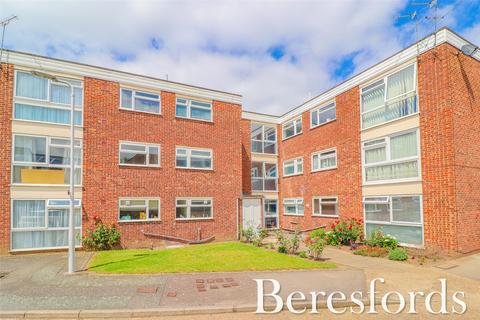 22 Tyrells Close, Upminster, RM14 2QA