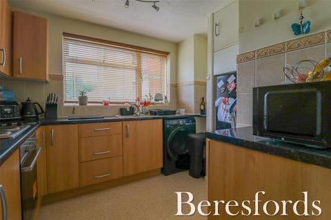 22 Tyrells Close, Upminster, RM14 2QA