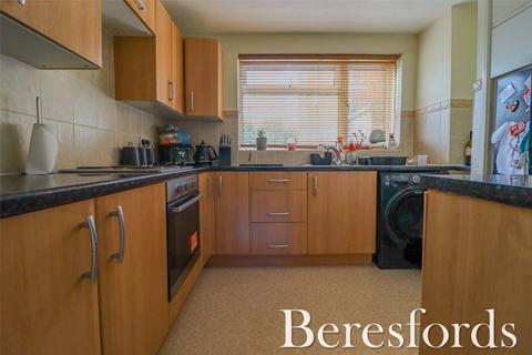 22 Tyrells Close, Upminster, RM14 2QA