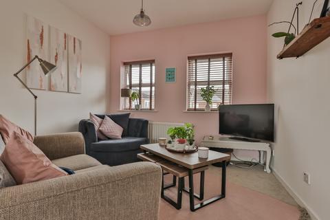 2 bedroom flat for sale - Plimsoll Way, Hull, HU9 1PW