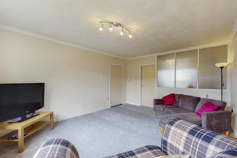 3 bedroom flat for sale - Princes Square, Barrhead G78