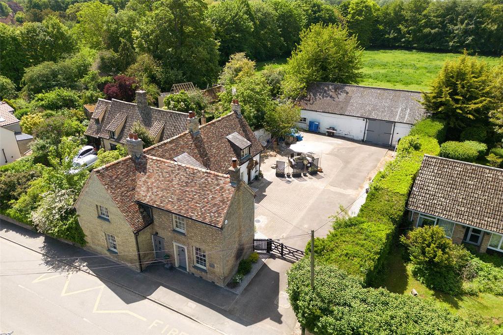 High Street, Swaffham Bulbeck, Cambridge, Cambridgeshire 4 bed detached house for sale £900,000
