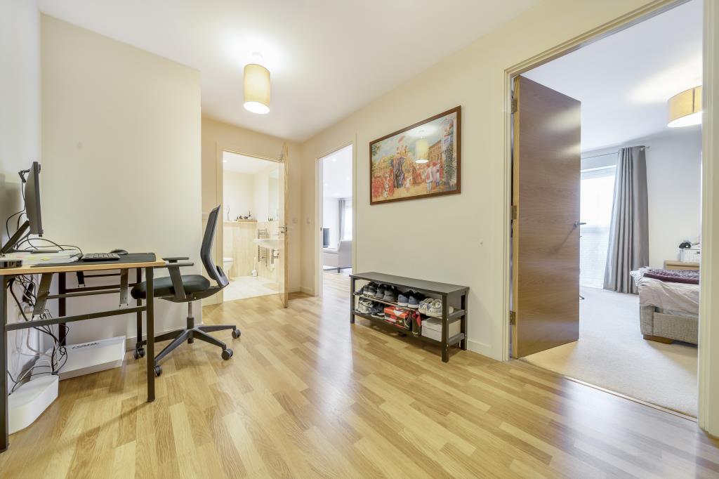 Stanmore Place, Stanmore, HA7 1 bed apartment £1,550 pcm (£358 pw)