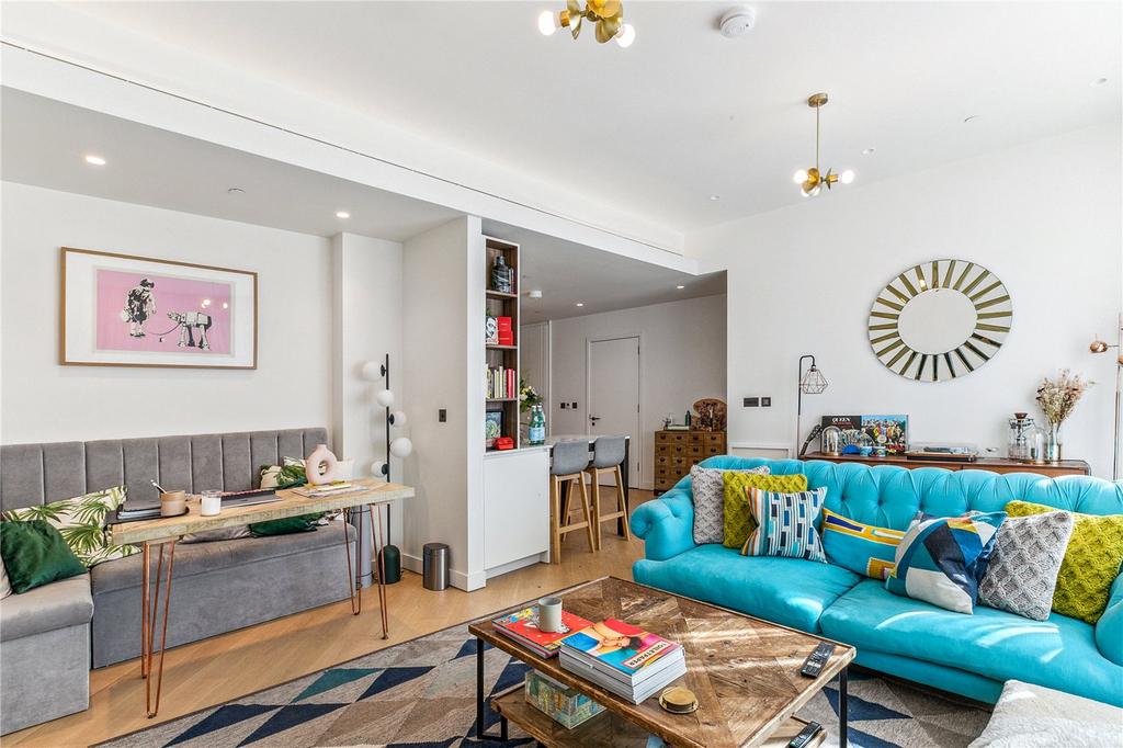 Wood Crescent, London, W12 1 bed apartment - £625,000