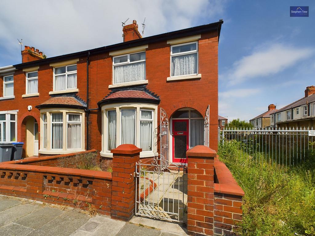 Hebden Avenue, Blackpool, FY1 3 bed end of terrace house for sale £