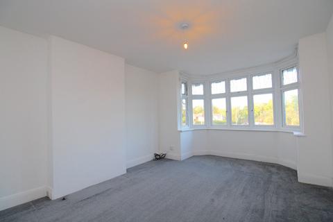 3 bedroom flat to rent, South Eden Park Road, Beckenham, Kent, BR3