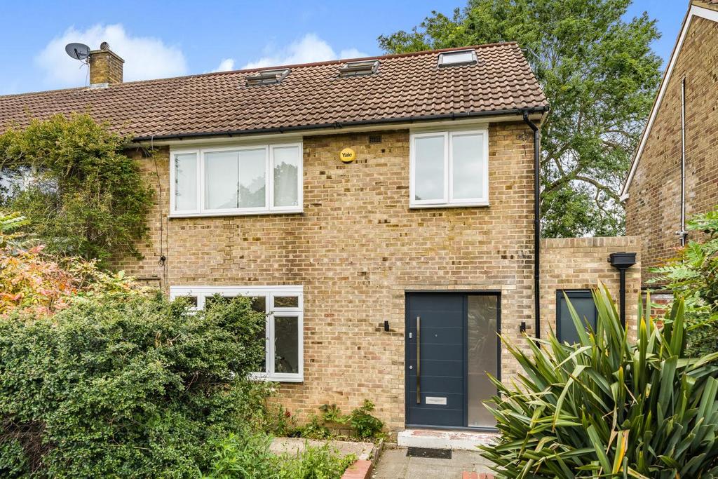 Westleigh Avenue, Putney 4 bed semidetached house for sale £1,100,000