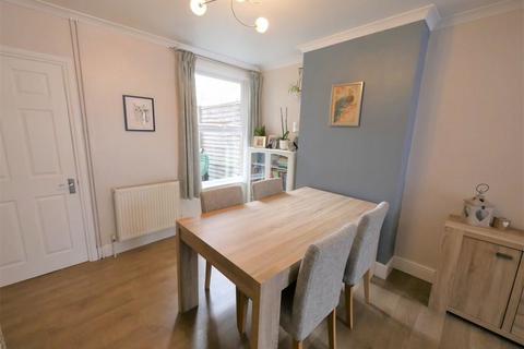 30 Henslow Road, Ipswich, IP4 5EG
