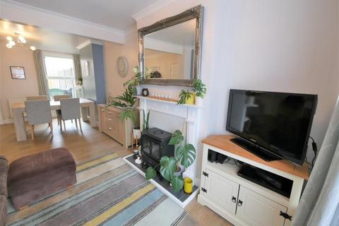 30 Henslow Road, Ipswich, IP4 5EG