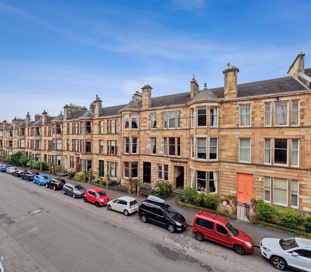 Glencairn Drive, Flat 1/2... 3 bed flat £289,000