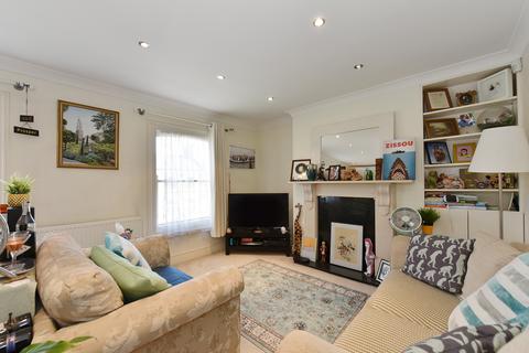 1 bedroom flat to rent - Ferndale Road, Clapham North, London SW4 - With a Study Room