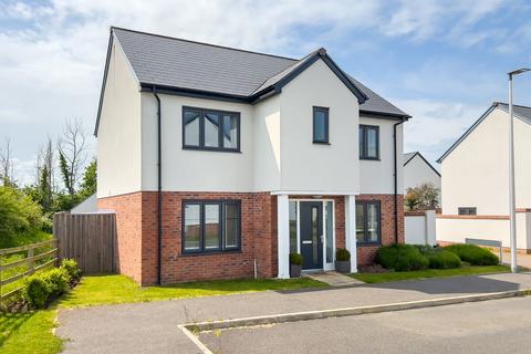 4 bedroom detached house for sale, Greenhouse Gardens, Cullompton