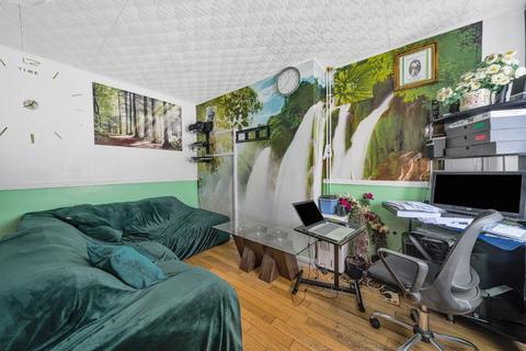 34 Dacca Street, London, SE8 3LJ