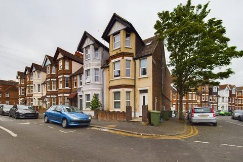 1 bedroom apartment for sale - Broadmead Road , Folkestone