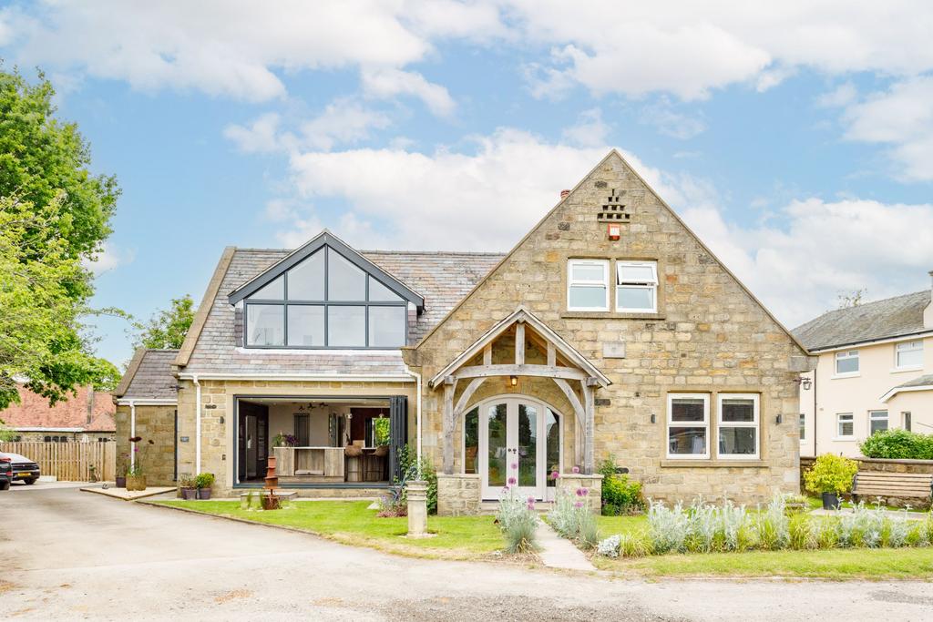 Church View, Sycamore Close, Burnt Yates, HG3 3EJ 3 bed detached house