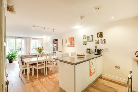 2 bedroom apartment for sale - Seren Park Gardens, Blackheath, London, SE3