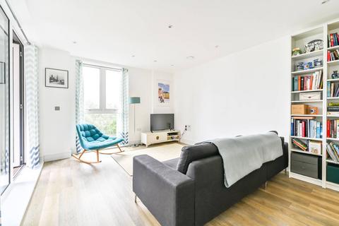 2 bedroom flat for sale, Wilson House, Viewpoint, Battersea, London, SW11