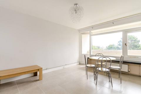 1 bedroom flat to rent - Tangley Grove, Roehampton, London, SW15
