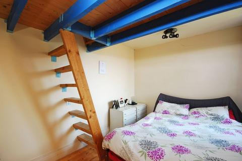 1 bedroom flat to rent - Frogmore, Wandsworth, London, SW18