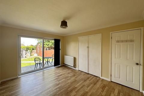 2 bedroom ground floor maisonette to rent - Fairview Close, Hythe