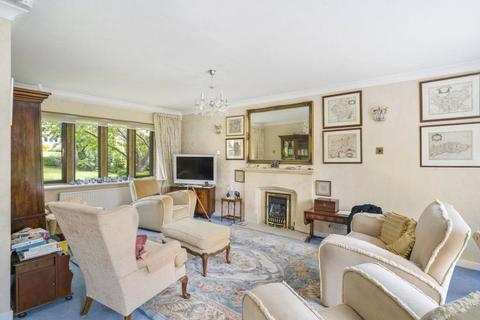 6 Lifford Gardens, Broadway, WR12 7DA