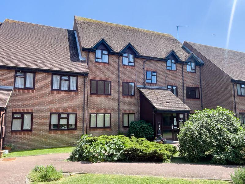 Felpham Village West Sussex 2 bed retirement property for sale £150,000