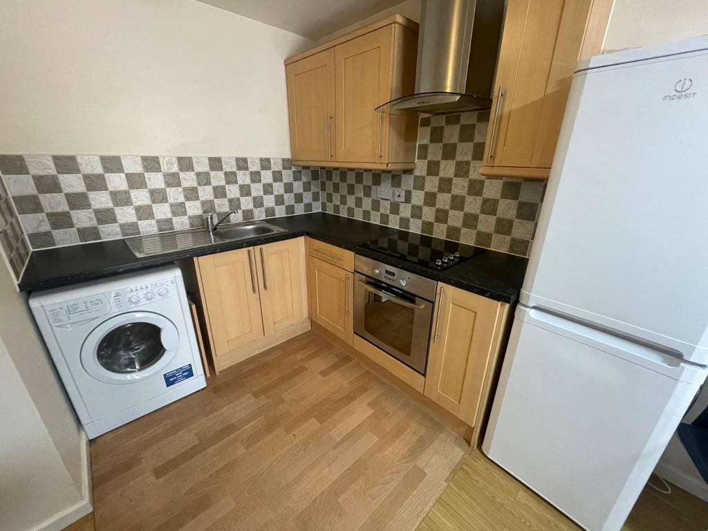 Apartment in South Yorkshire - View 3